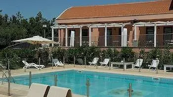 Фермерский дом Tenuta Marchesi Fezia *