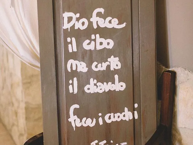 Tenuta Marchesi Fezia Фермерский дом Нарни